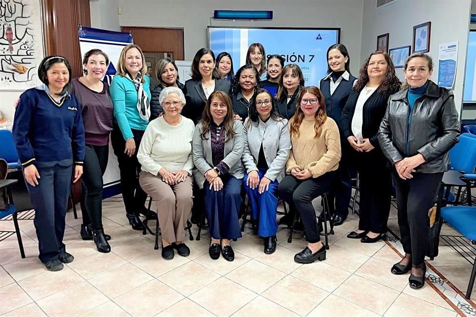 Más de 40 psicólogas integran la Asociación de Psicólogos Escolares.