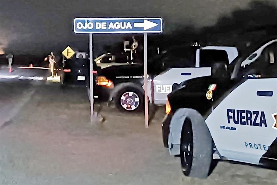 Los cuerpos estaban en una área despoblada de la Carretera al Ojo de Agua, en Pesquería.