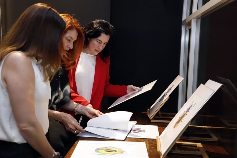Silvia Torres y Teresa Páez