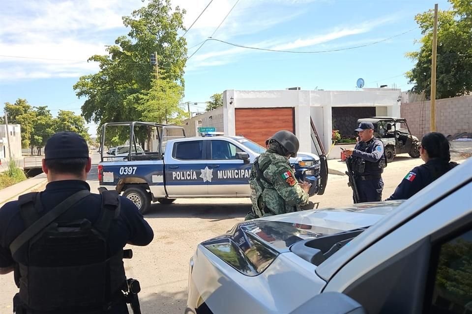 Elementos de seguridad fueron desplegados en Culiacán para localizar a familias, entre ellos niños y niñas, que fueron secuestrados.