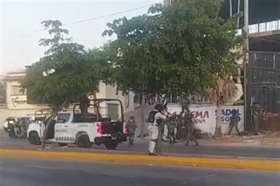 Un agente de la GN muerto y otro herido dejó enfrentamiento en Culiacán.