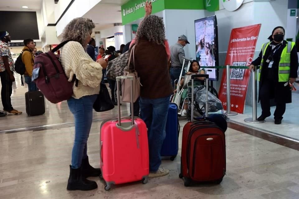 Los llamados 'Montaviajes' ofrecen ofertas para viajar a bajo costo y tras pedir dinero por adelantado, desaparecen.
