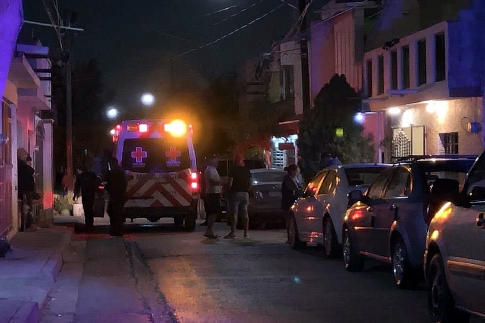 Los hechos se registraron alrededor de la 1:10 horas en una vivienda de la calle Pedro de la Garza, muy cerca de su cruce con José María Gutiérrez.