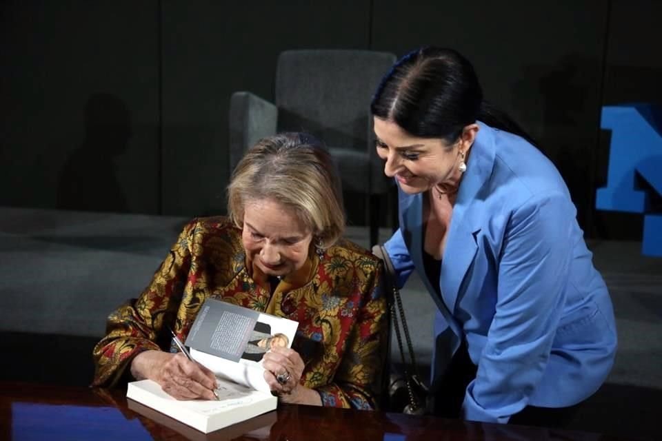 Guadalupe Loaeza y Adriana Lozano