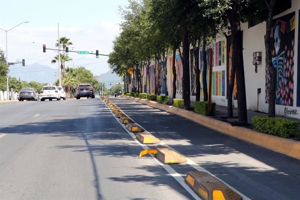 La Vía Libre se ubica en la Avenida Alfonso Reyes.