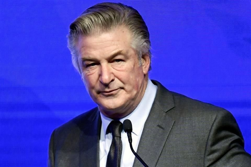 Alec Baldwin tendrá que ir a juicio el próximo julio.