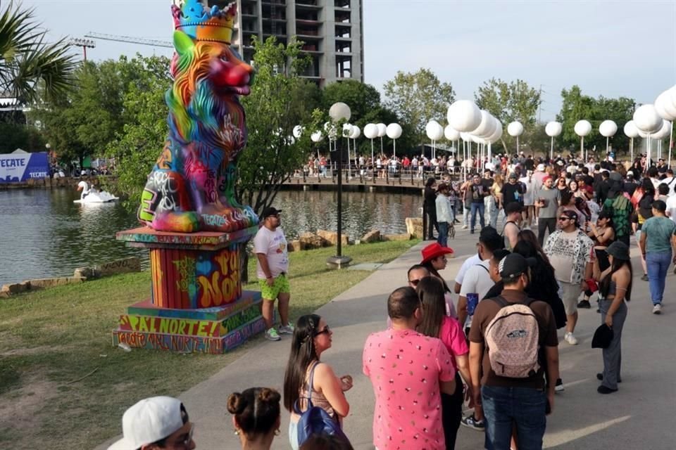 Miles de persona asistieron al tercer y último día del festival Pa'l Norte, en el Parque Fundidora, para ver a sus artistas favoritos.