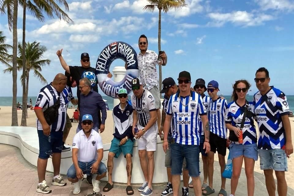 Así vivió la afición de Rayados la fiesta en la playa a unas horas de arrancar el partido ante el Inter de Miami, del argentino Lionel Messi.