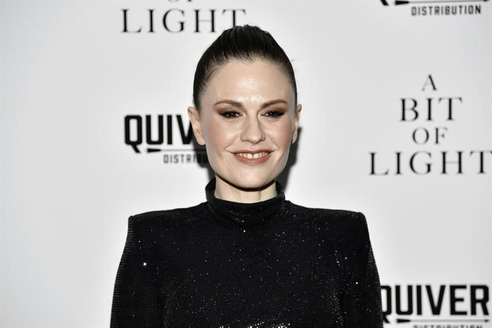 Anna Paquin acudió a la premiere de su película 'A Bit of Light'.