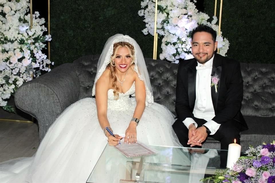 Ivonne Guillén Saldívar y Carlos Ramírez Salinas