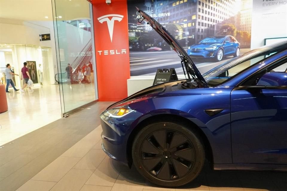 Tesla desechó un plan para fabricar autos más asequibles para las masas.