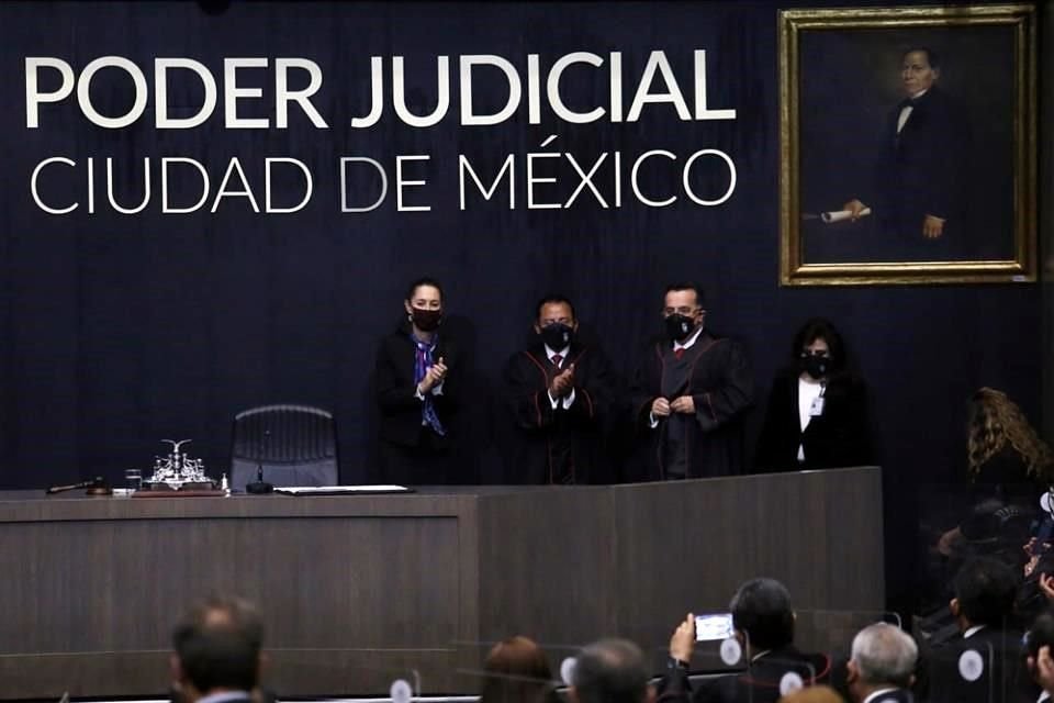 Claudia Sheinbaum, Jefa de Gobierno de la Ciudad de México, acudió a la investidura.