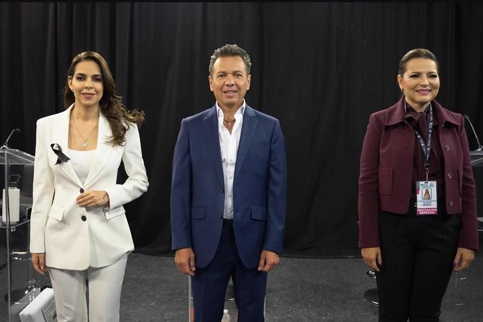 Superficiales, evasivos y poco preparados es como académicas de la UdeG y la UP notaron a las candidatas y candidato a la Gubernatura de Jalisco en el segundo debate.