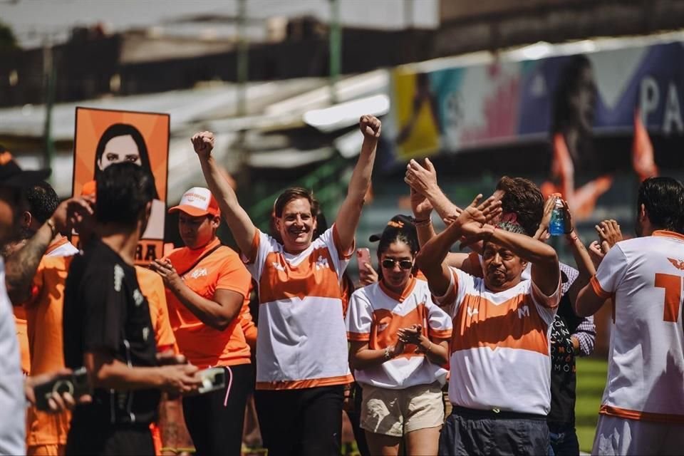 El candidato señaló a la informalidad e inseguridad como el principal problema que hay que atender para generar un impacto en la economía local. 