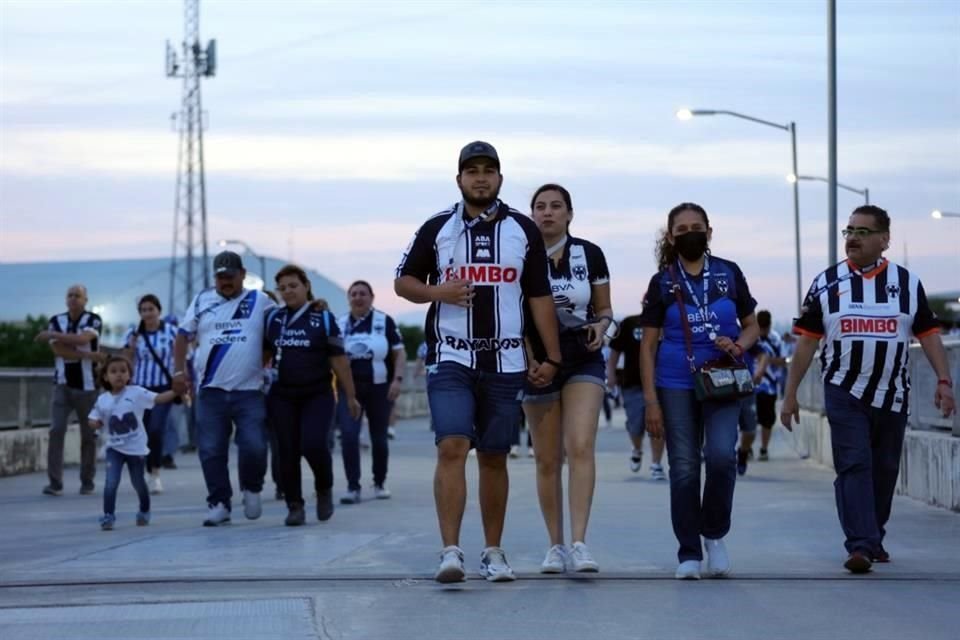 Las postales de la edición 135 del Clásico Regio.