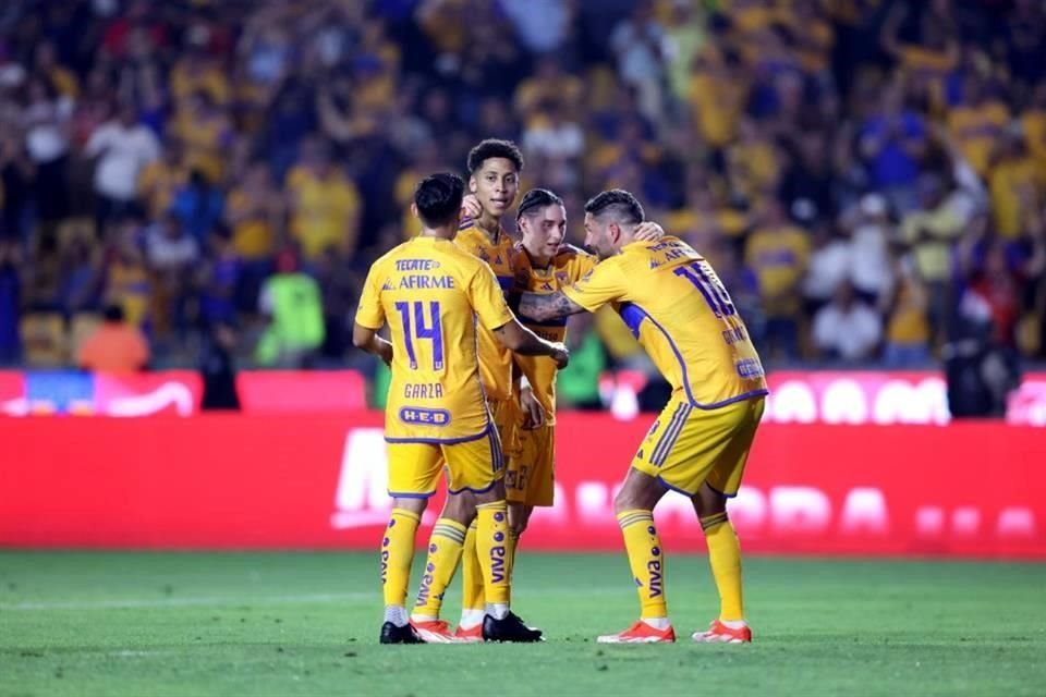 Repasa las imágenes de la goliza de Tigres 5-2 sobre Necaxa.