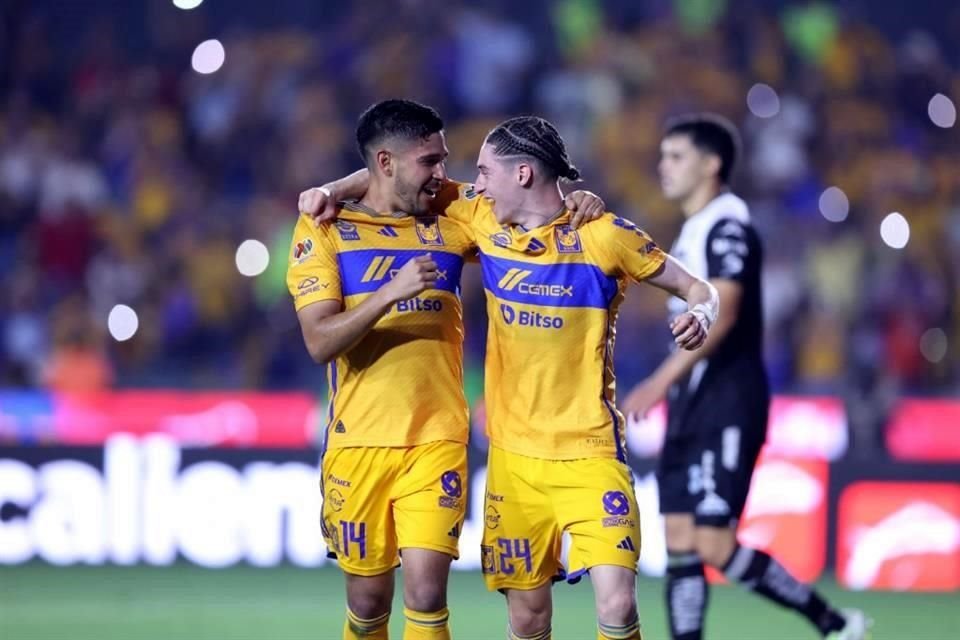 Repasa las imágenes de la goliza de Tigres 5-2 sobre Necaxa.