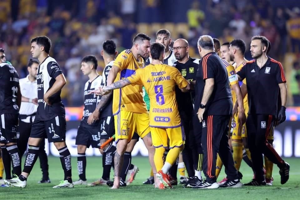 Repasa las imágenes de la goliza de Tigres 5-2 sobre Necaxa.