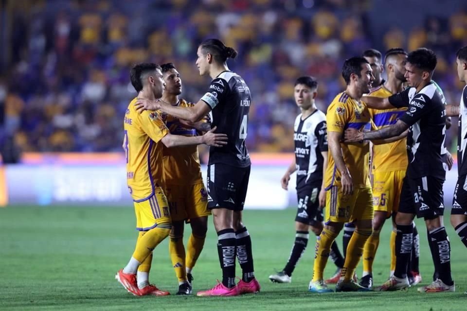 Repasa las imágenes de la goliza de Tigres 5-2 sobre Necaxa.