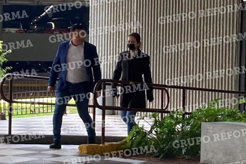 Alhinna Vargas acudió al Congreso.