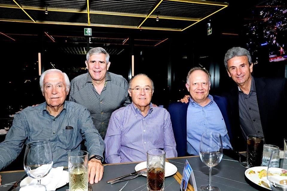 Rubén de León, Gerardo Abramo, Hugo García, Rodrigo Rincón y Héctor Garza Reyna