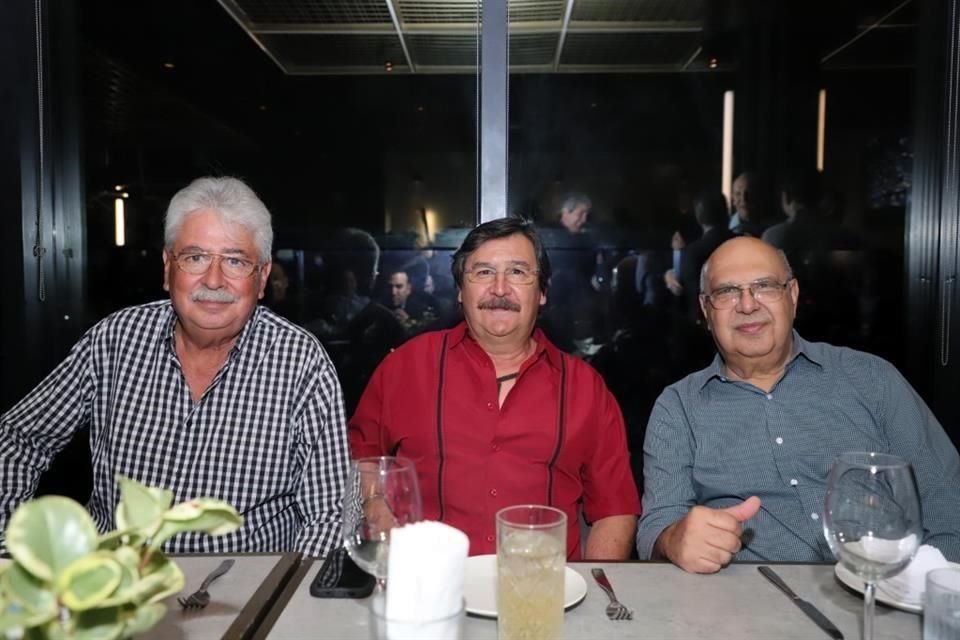 Ángel Arnaud, Virgilio Zapata y Eduardo Zapata