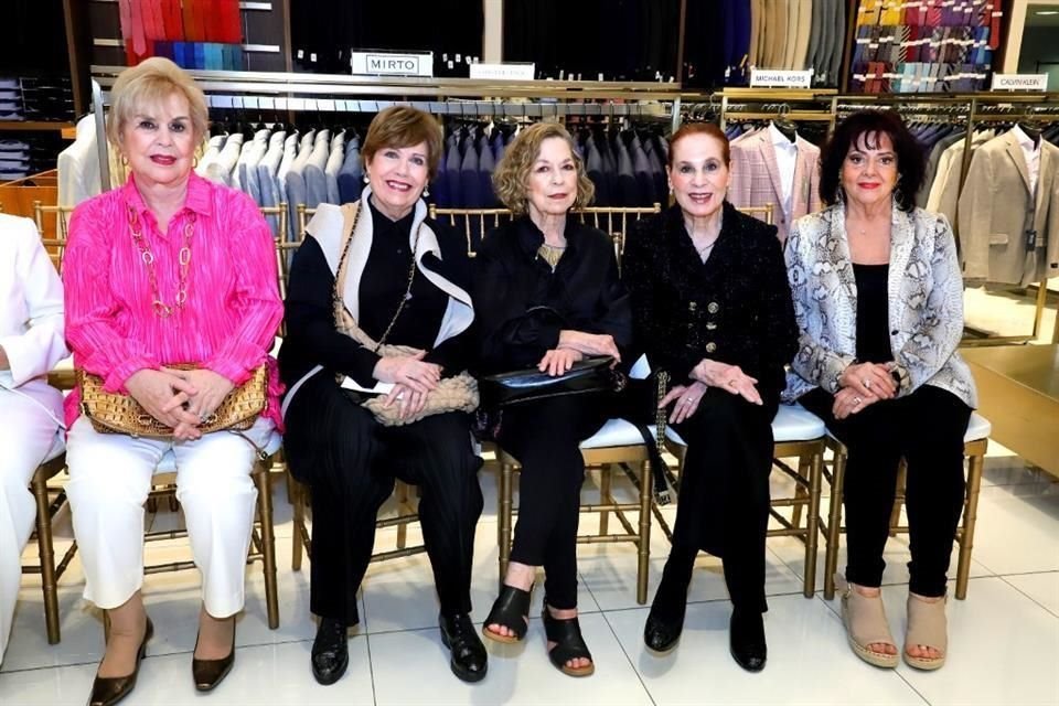 Blanca Alicia Margáin de Salinas, Yolanda Gámez, Pilar Herrera, Nelly Sada y Lidia Lagüera de Balandra