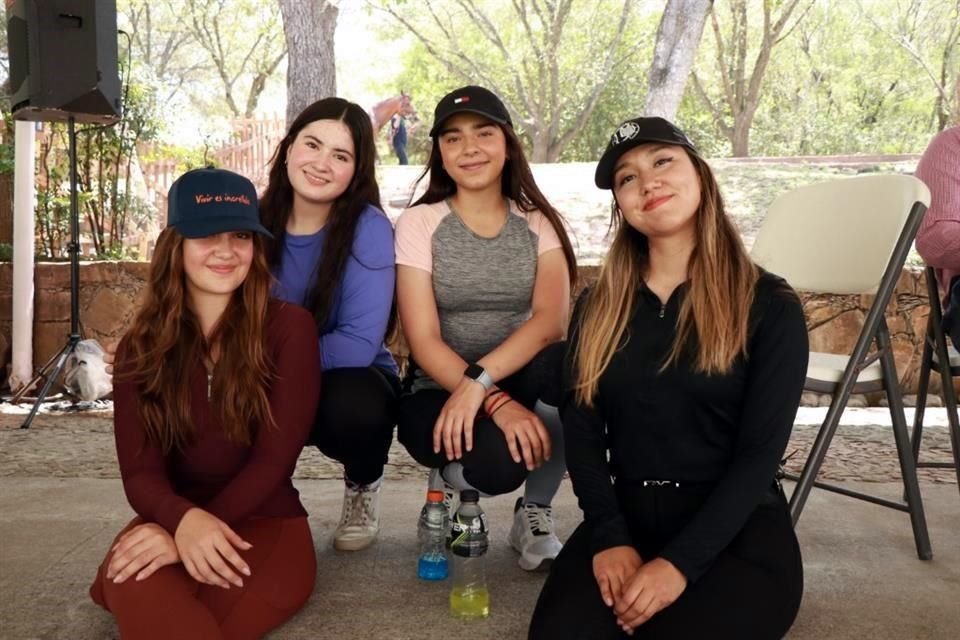 Michelle García, Celina Cruz, Ana Guzmán y Liliana Cavazos