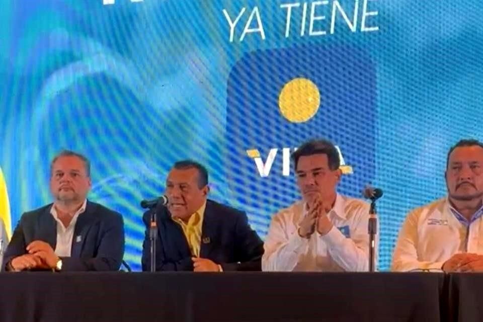 En rueda de prensa, Jaime Ochoa, dirigente estatal del partido, anunció la postulación de Benavides y resaltó que quiso entrarle a la contienda pese a que falta poco tiempo para la elección.