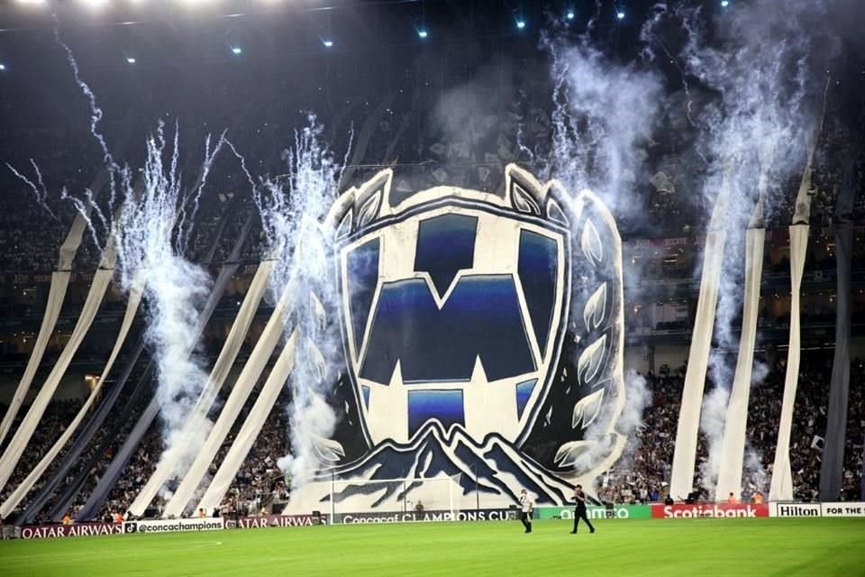 El gran recibimiento a los Rayados.