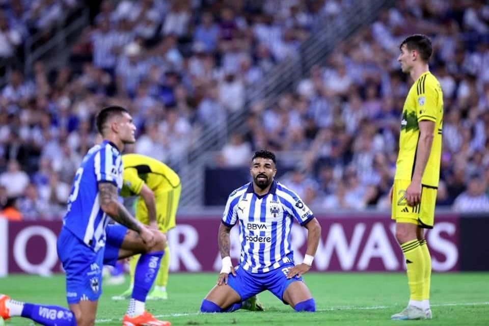 La eliminación se convirtió en frustración en Rayados.