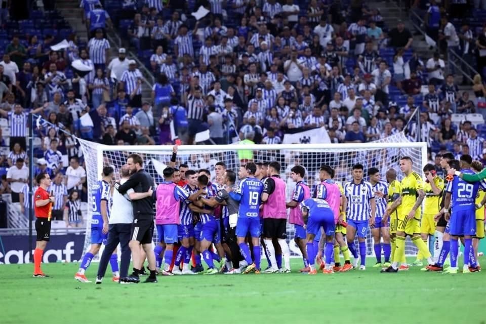 La eliminación se convirtió en frustración en Rayados.