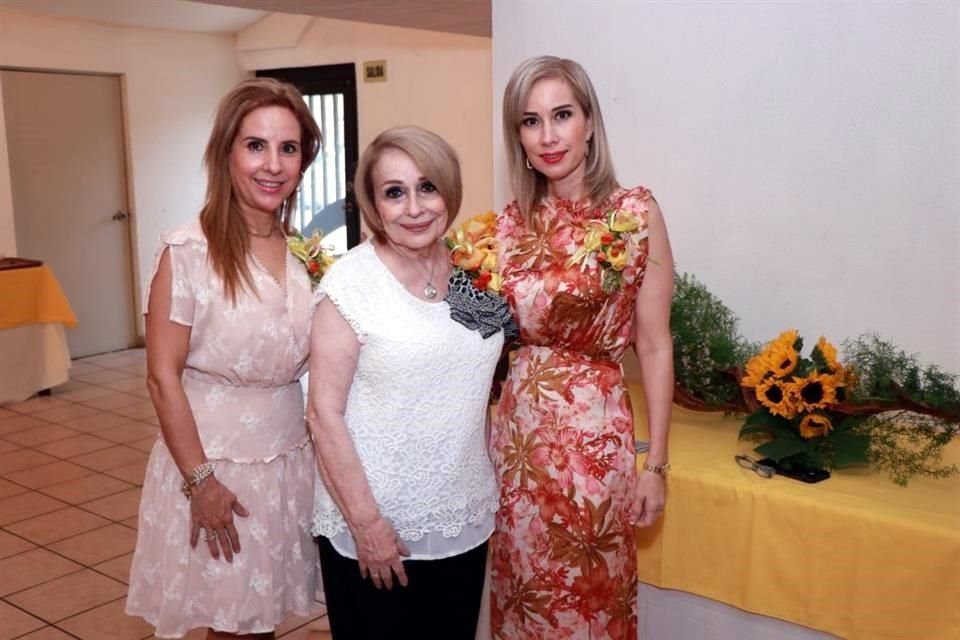 Olga Ivonne Silva de Cavazos, Yolanda Cárdenas de Cavazos y Yolanda Cavazos de Tamez