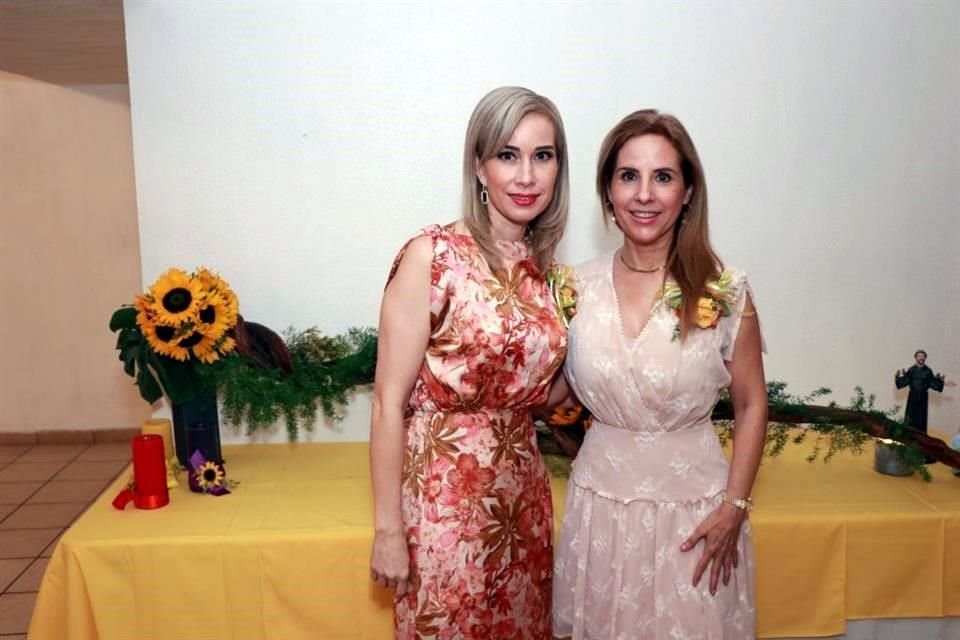 Yolanda Cavazos de Tamez y Olga Ivonne Silva de Cavazos