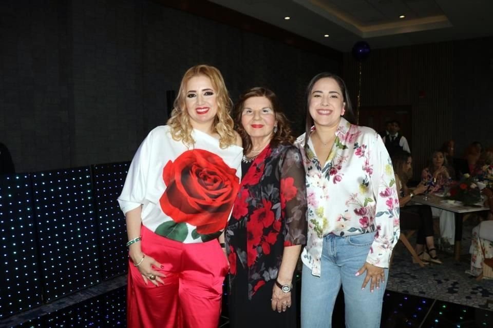 Erika Cortez, Nina Villarreal y Martha Treto