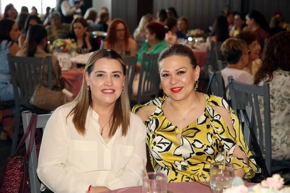 Laura Rivera y Silvia Moreno