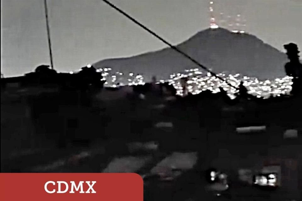 En la Ciudad de México también se registraron apagones.