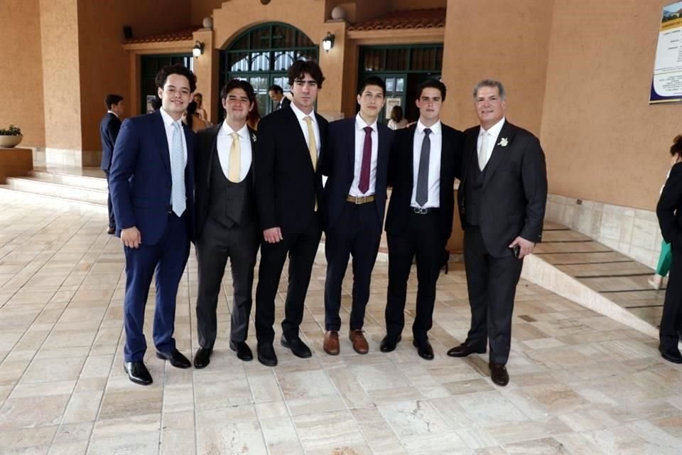 Juan Pablo Morales, Enrique Vargas, Enrique Jiménez, Diego Mireles, Fernando Contreras y Enrique Vargas