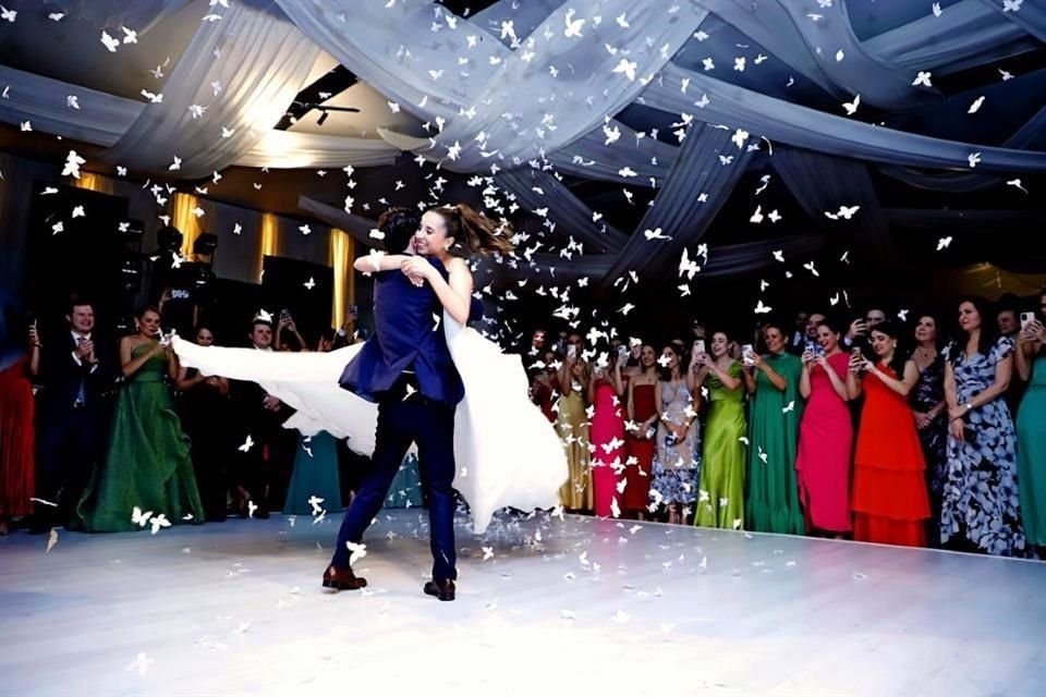 Javier González Kormendy y Valeria Ruiz Gracida