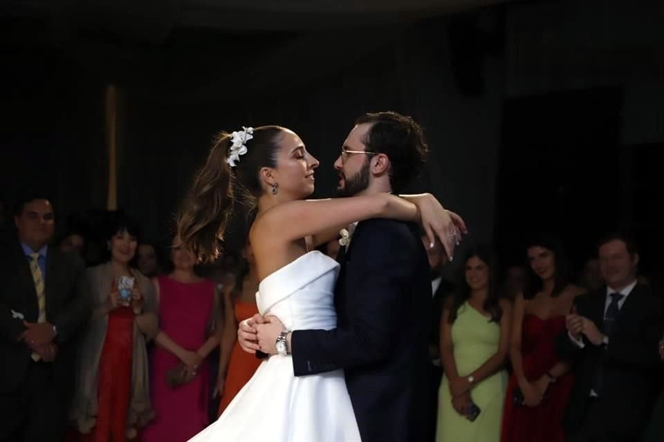Valeria Ruiz Gracida y Javier González Kormendy