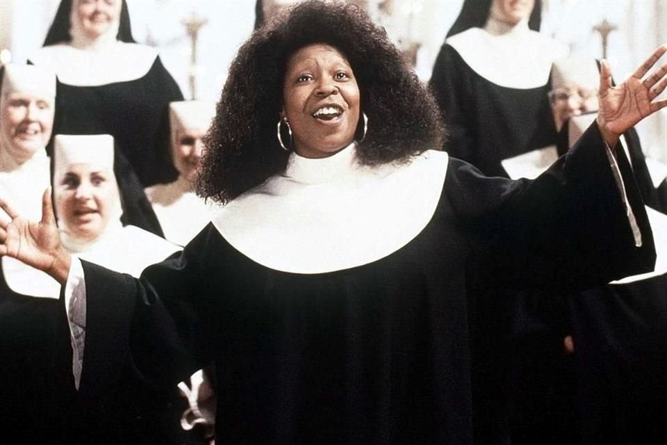 Whoopi Goldberg dijo que invitó directamente al Papa Francisco para que apareciera en la tercera parte de la saga 'Cambio de Hábito'.