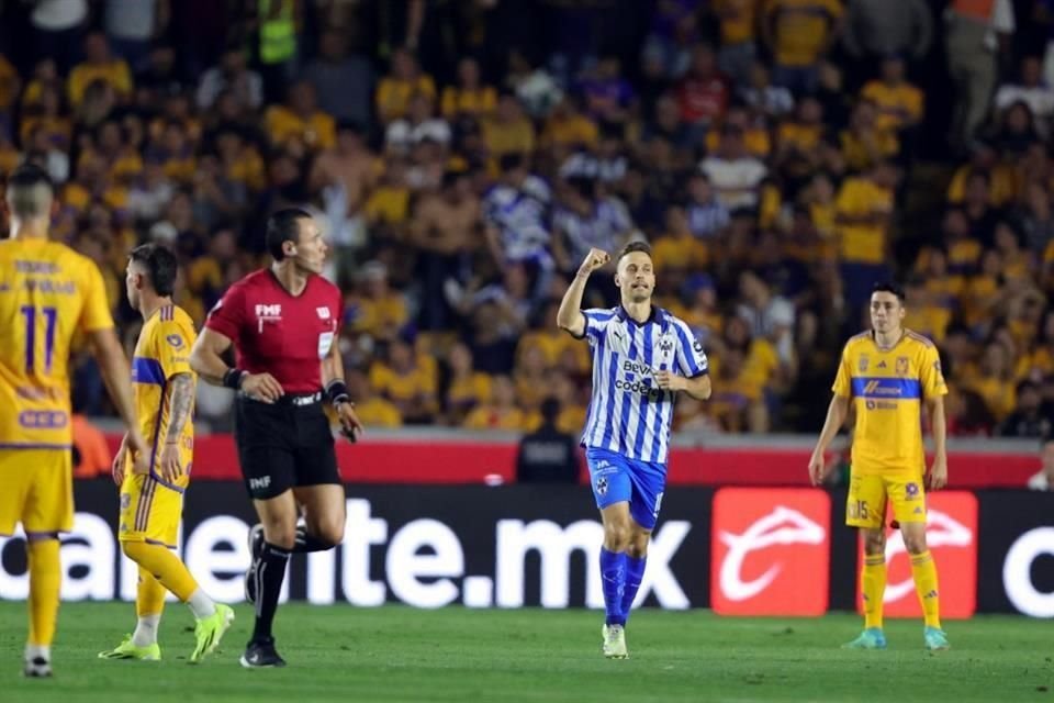 Repasa más de las imágenes del primer tiempo que acabó 1-1 en ese lapso.