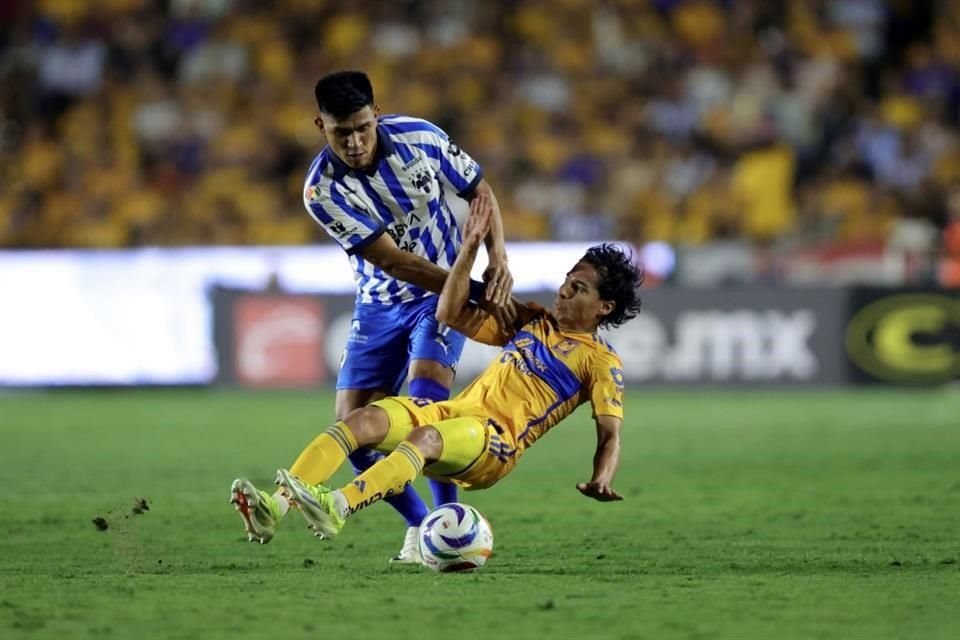 Más de las acciones del triunfo de Rayados 2-1 sobre Tigres en la ida de Cuartos de Final.