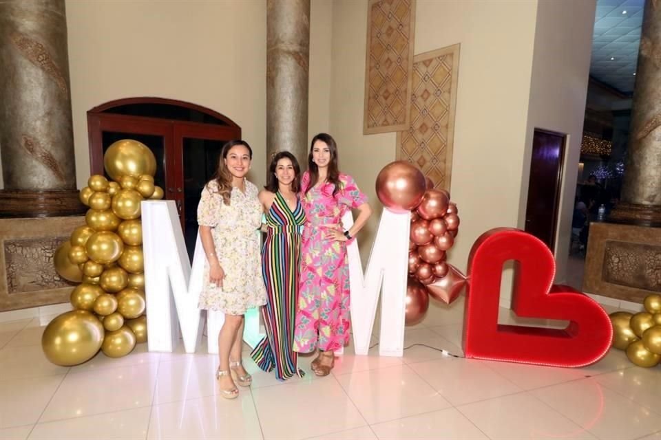 Herly Flores, Teresa García y Caty Cisneros