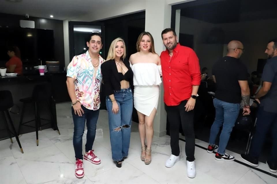 Luis González, Mariana Cantú, Anaís Ibarra de Isás e Hiram Isás