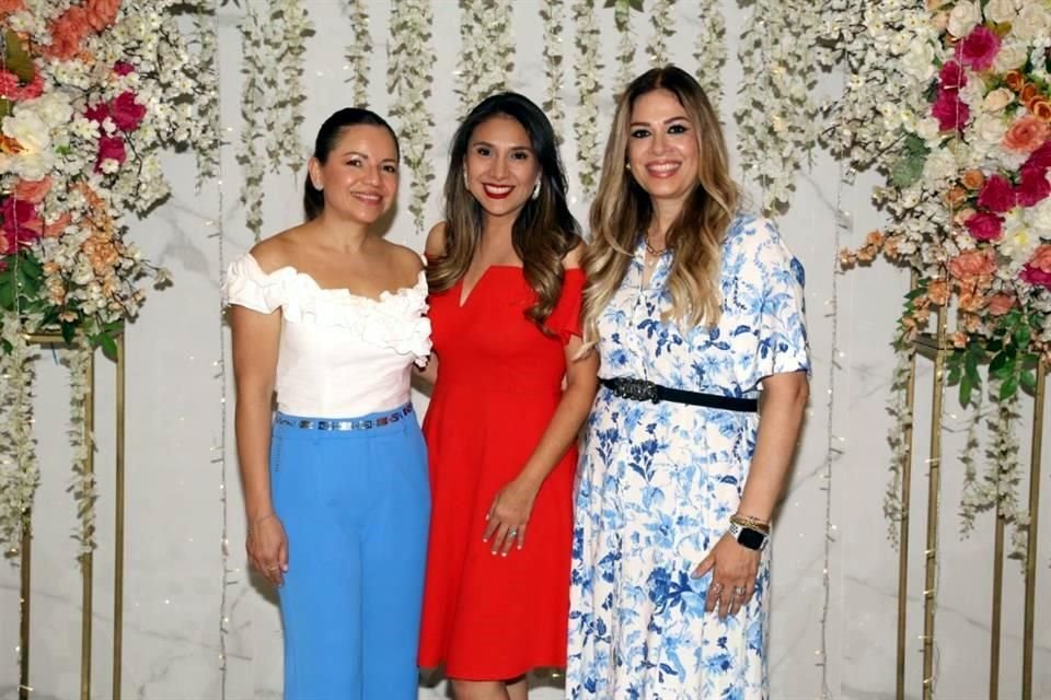 Anel Ramírez, Anette Garza y Sandra Leal