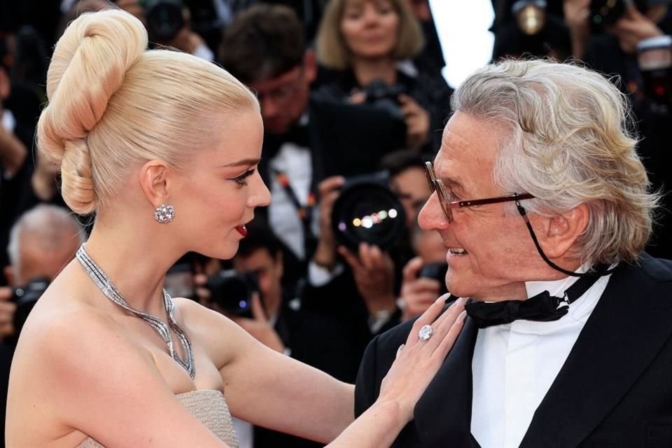 Anya Taylor-Joy habló con el director australiano George Miller antes de la proyección de 'Furiosa'.