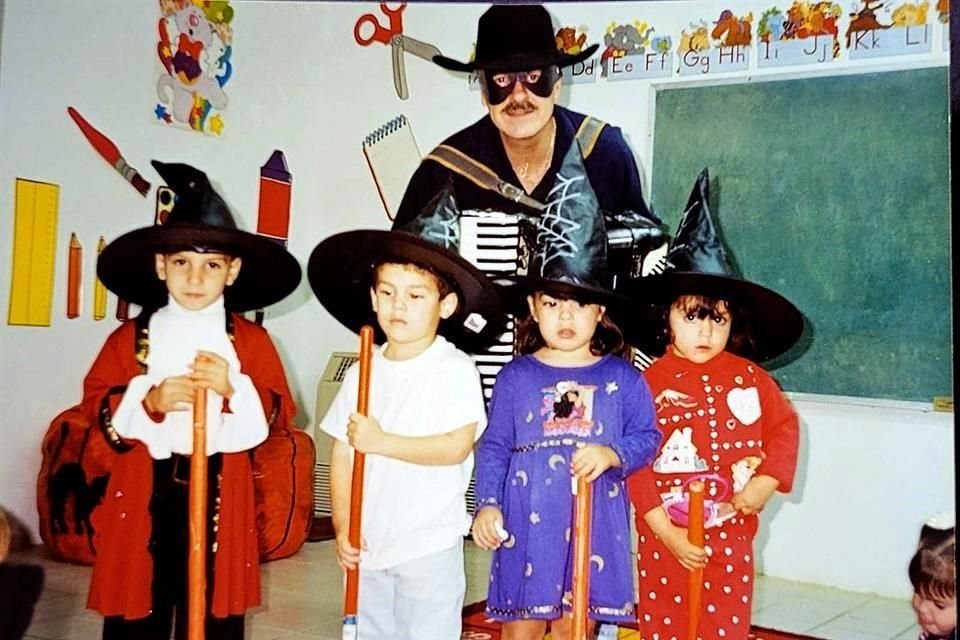 OCTUBRE 1999. Durante una celebración de Halloween