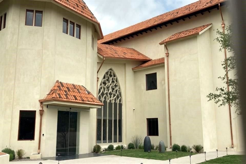 Algunos obras, colecciones e instalaciones de La Milarca.