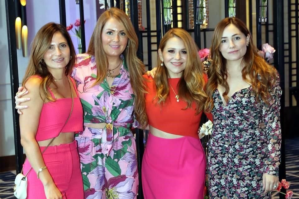 Ale Manautou, Annette Manautou, Lily Pierce y Deborah Pierce